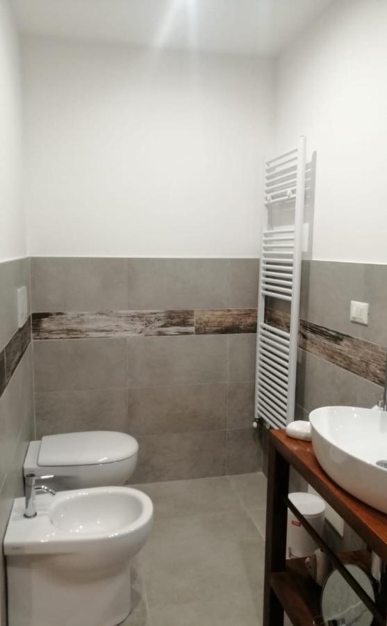 All'Ottantuno เลชเช ภายนอก รูปภาพ